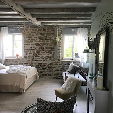 "La Chambre Des Tisserands" Ménil-Hubert-sur-Orne Exterior photo